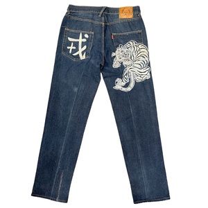 EVISU EMBROIDERED TIGER THREADING